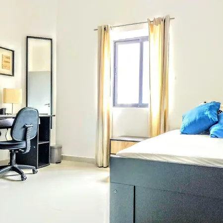 Apartament Large Apt In Pembroke
